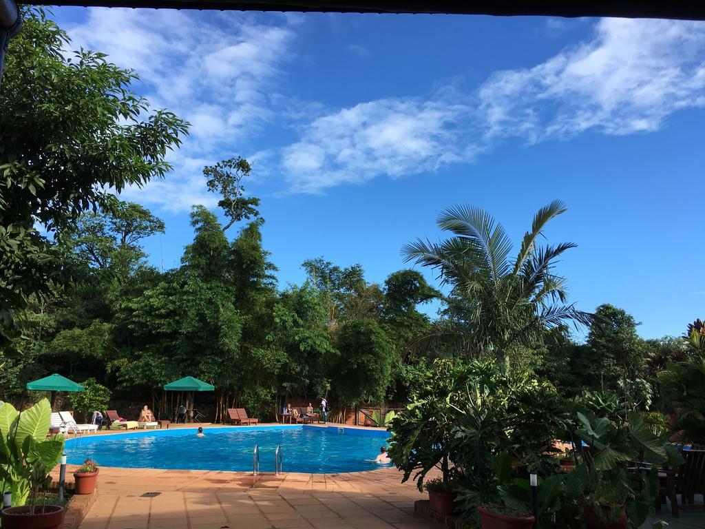 Hotel Carmen Puerto Iguazu Exterior photo