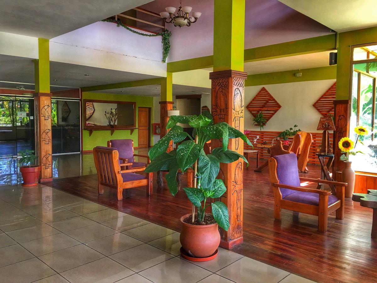 Hotel Carmen Puerto Iguazu Exterior photo
