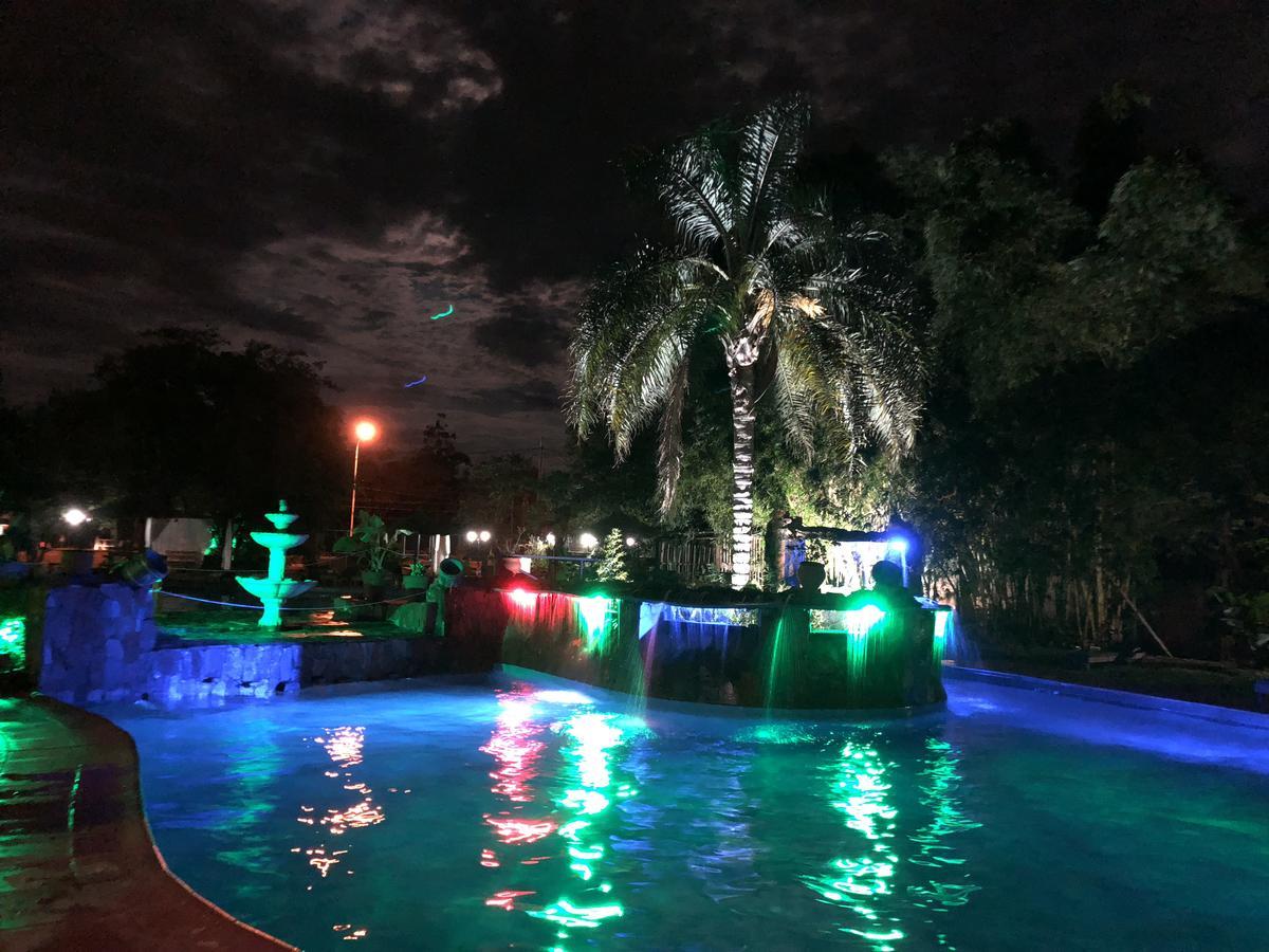 Hotel Carmen Puerto Iguazu Exterior photo